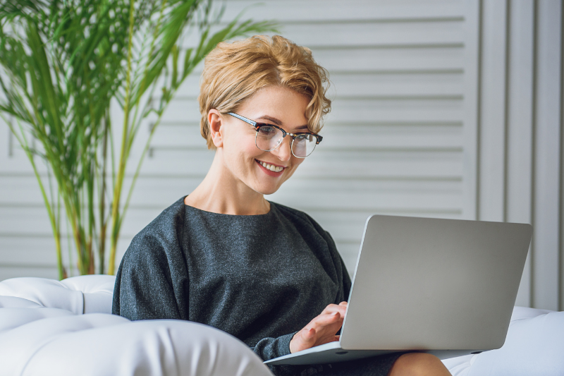 CRM AI — The Sales CRM That Updates Itself Sales team using HoopJumper CRM AI to automate data entry and manage their pipeline without manual logging